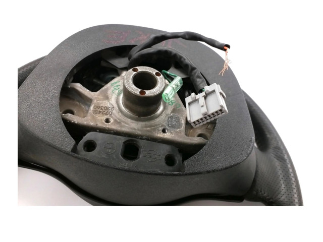 Volant Nissan Juke I F15 2010