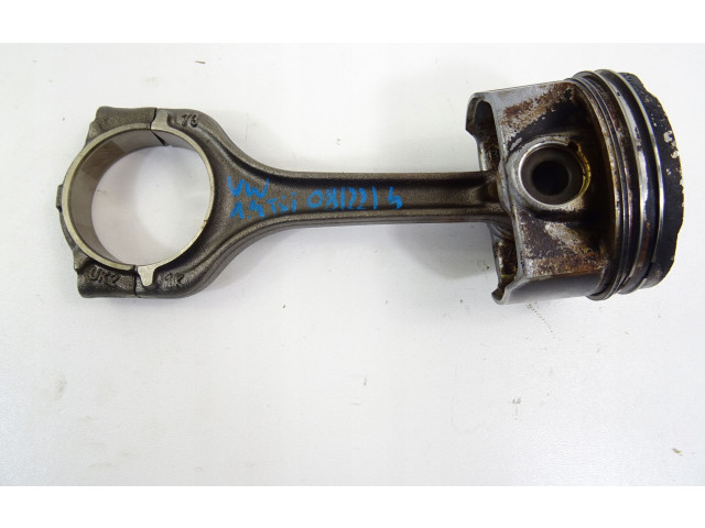 Поршень с шатуном Volkswagen Golf VII