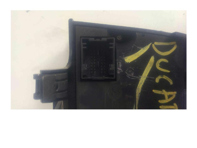 Блок управления климат-контролем A83026000   Fiat Ducato