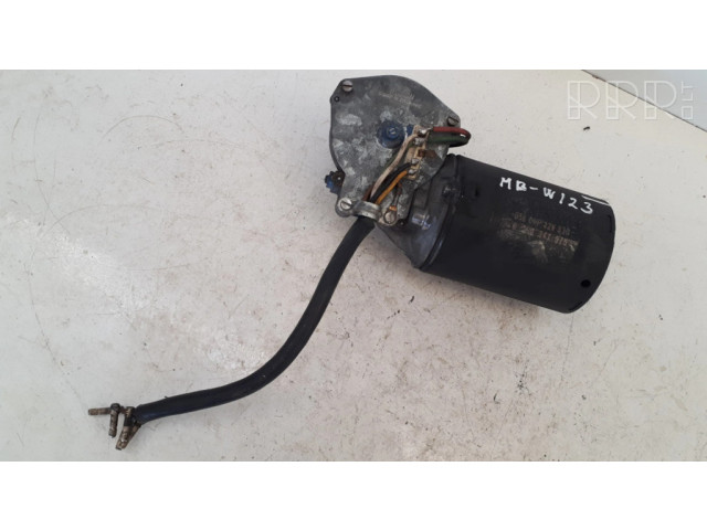 Двигатель стеклоочистителей