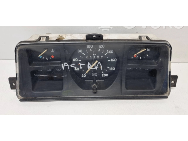 Přístrojová deska  Opel Corsa A 1991 90321438  