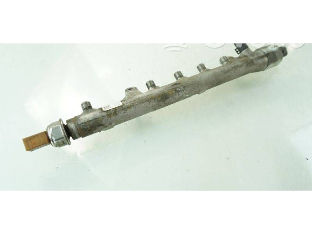 Топливная рампа 03L089H Volkswagen Golf VI для двигателя CAYN