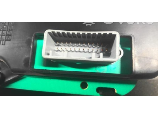 Панель приборов 248100265R Dacia Duster