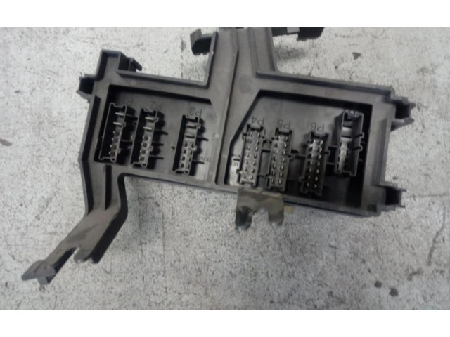 Pojistková skříňka A1645403072 Mercedes-Benz ML W164