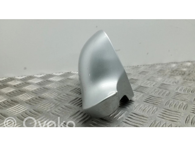 Пластиковая отделка зеркала