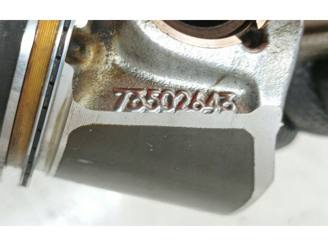  Поршень с шатуном  73502643, 3004U  Opel Combo C  