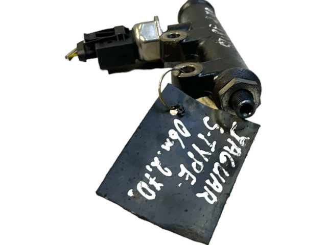 Топливная рампа 4R8Q9C066AC, A2C20001297 Jaguar S-Type 2.7