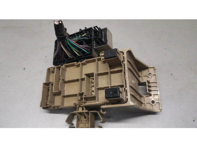 Блок предохранителей 82201AG010 Subaru Outback