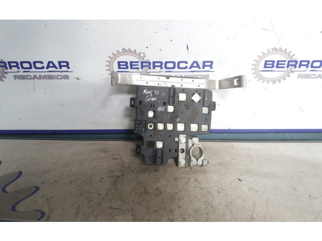 Pojistková skříňka 241363873R Renault Kangoo 2015