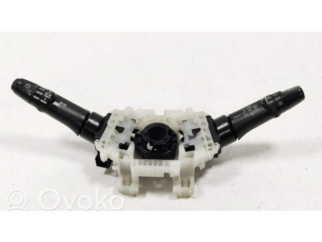 Подрулевой переключатель 17D714, 17E380 Citroen C-Crosser