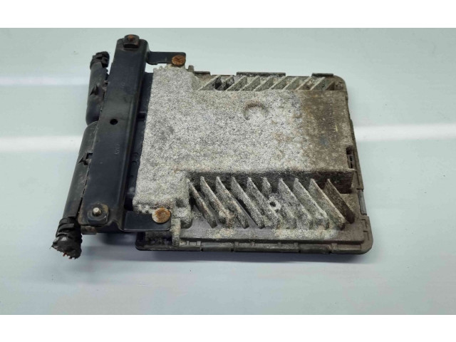 Блок управления двигателем Блок управления 03G906018FG   Volkswagen PASSAT B6