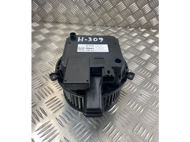 Вентилятор печки    4M1820021C   Audi Q8