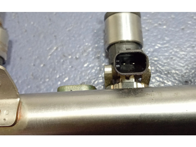 Vstřikovací lišta 35350-07100, 35350-07100 KIA Rio G3LE