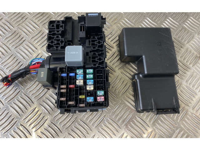 Pojistková skříňka 31384034 Volvo XC60 2020