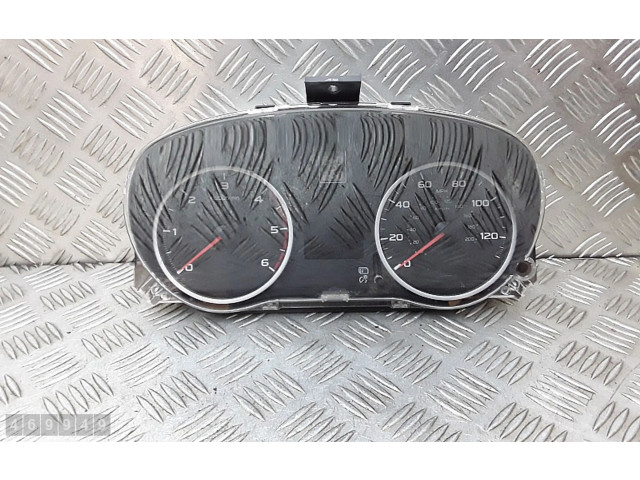 Панель приборов 8100b997 Mitsubishi L200