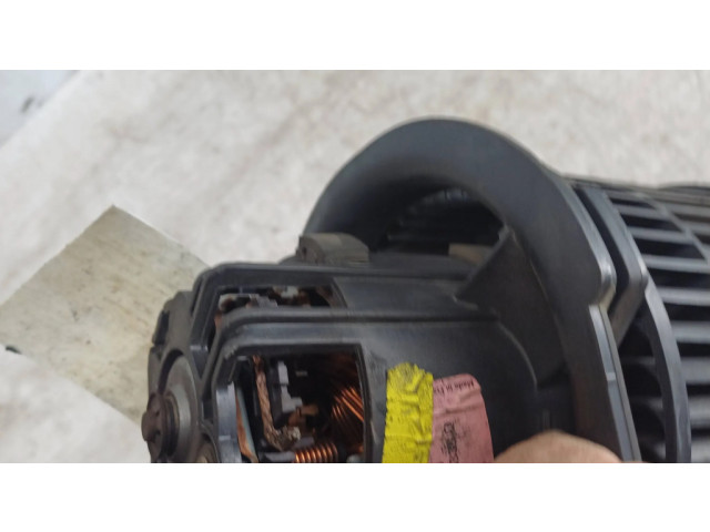 Вентилятор печки P00653243v Opel Vectra B