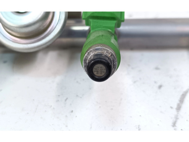 Vstřikovač 117083221 Subaru Outback (BS)