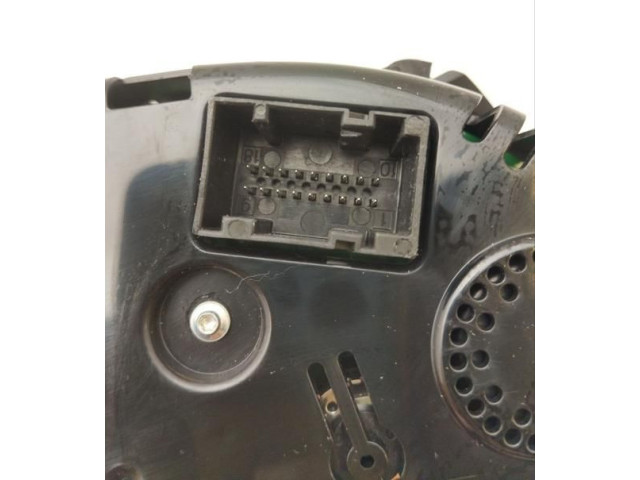 Спидометр (приборный щиток) 670102895, X181 Maserati Levante