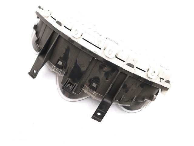 Панель приборов Mitsubishi Colt