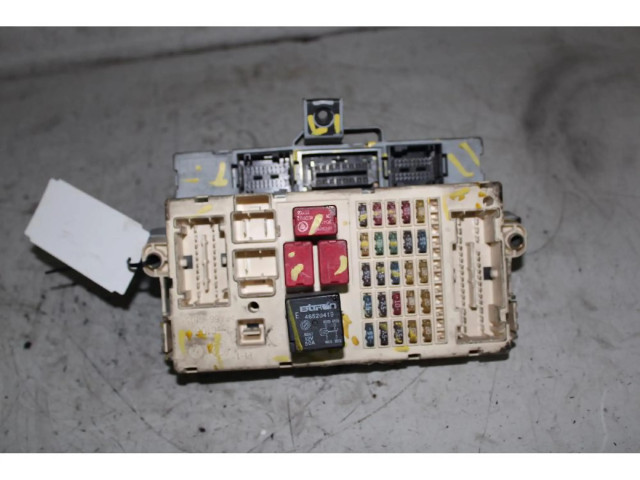 Pojistková skříňka Fiat Stilo 2002