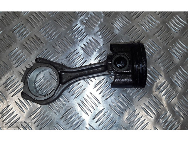  Поршень с шатуном 306DT DT306  Land Rover Discovery 5  