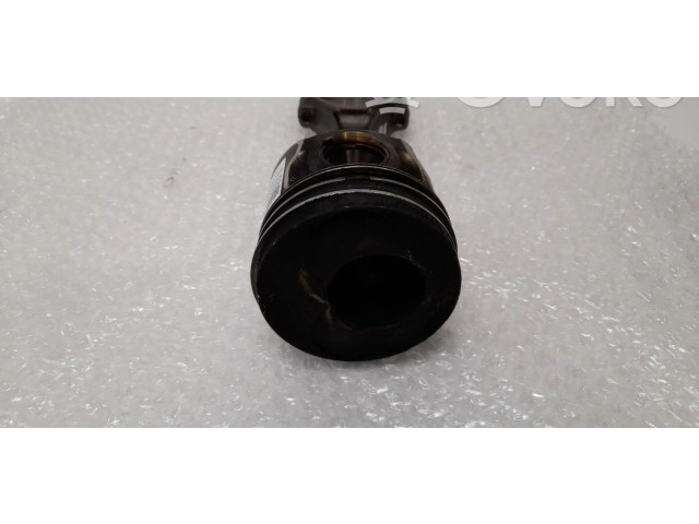 Píst Seat Ibiza IV (6J,6P)