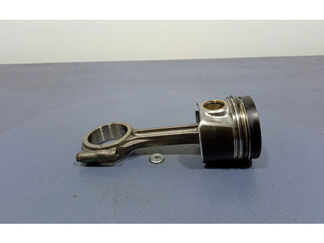 Поршень DFCA 81L155, 81L155 Skoda Superb B6 (3T)