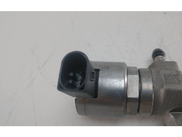 Vstřikovací lišta 04L089G Volkswagen Tiguan