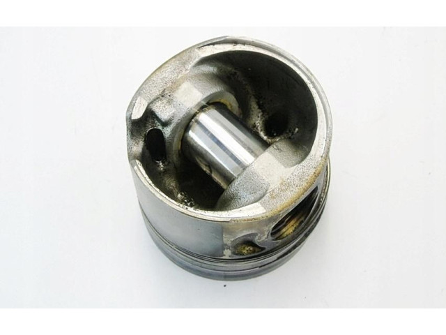 Píst Volkswagen Multivan T5