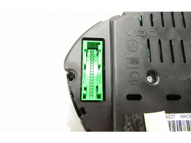 Панель приборов 6Y0920882E   Skoda Fabia Mk1 (6Y)       