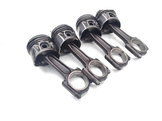  Поршень с шатуном D4204T D4204T  Volvo V50  