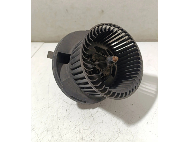 Вентилятор печки 1K1819015, 1K1819015C Volkswagen Caddy