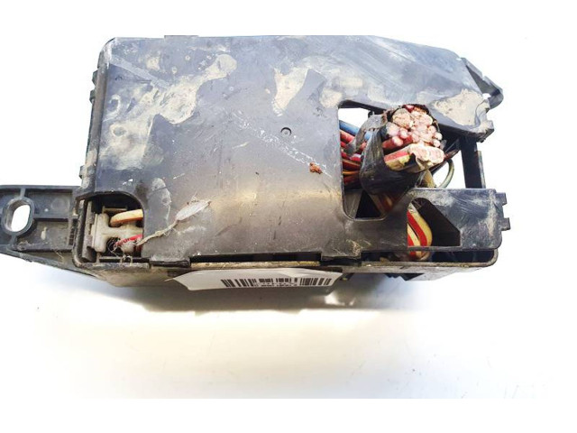 Блок предохранителей pr02000000, pr020-00000 Mitsubishi Pajero Sport I