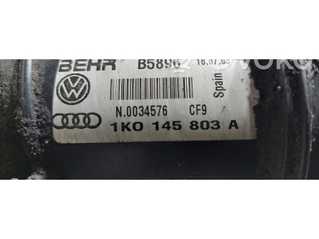 Интеркулер  1K0145803A, B5896   Volkswagen Touran I 