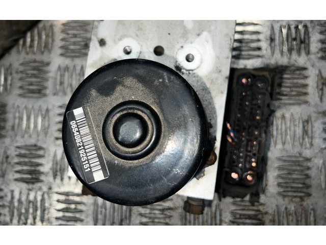 Блок АБС 30793445, 00401396E0   Volvo  V70  2005 - 2008 года