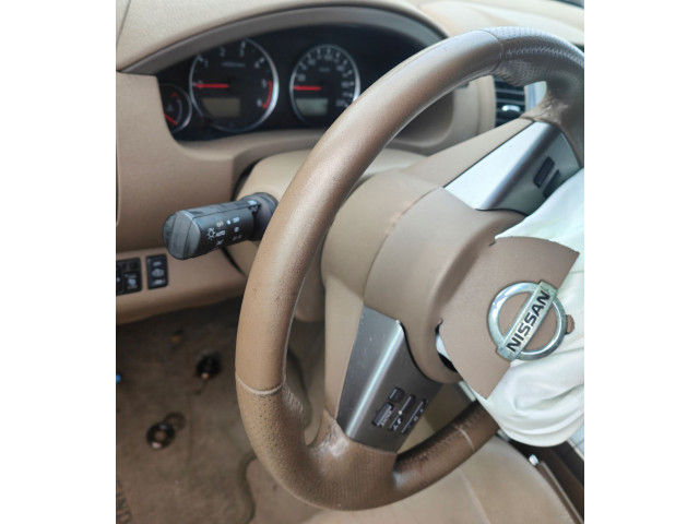 Volant Nissan Navara D40 2006 128KW