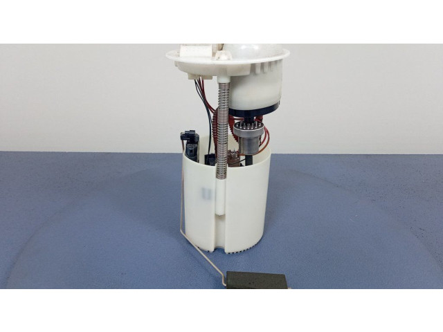 Насос топлива (в топливном баке)