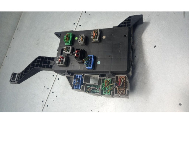 Turbodmychadlo Ящик предохранителей (комплект) Ford Mondeo Mk III