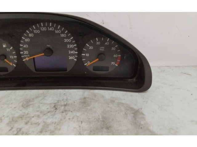 Панель приборов A2105400811   Mercedes-Benz E W210       