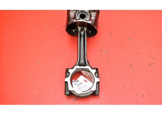  Поршень  86L77, 86L77  Nissan X-Trail T30  