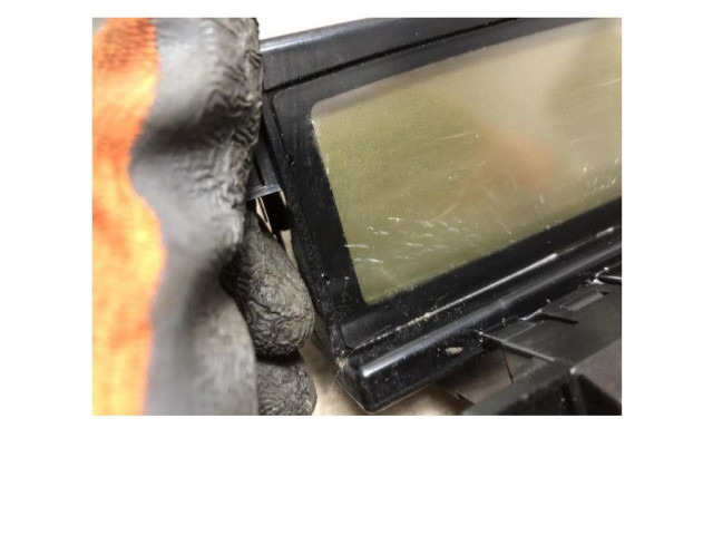 Дисплей       KIA Pro Cee'd I