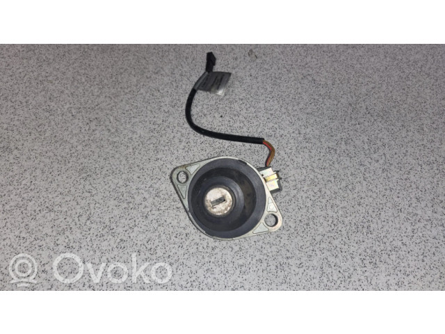 Zámek zadních dveří 8363699 BMW 5 E39 2000