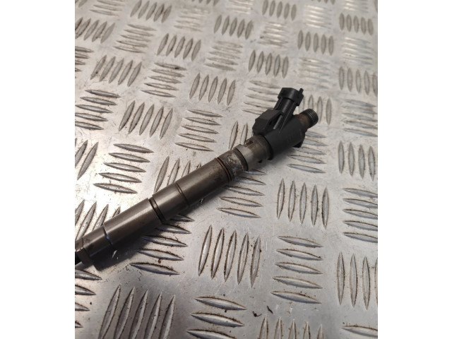 Форсунка 31303238 Volvo S80 D5204T2