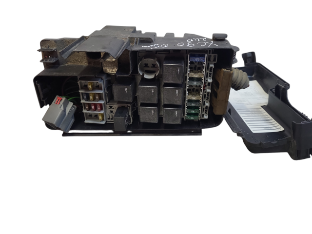 Блок предохранителей 30728132 Volvo XC90