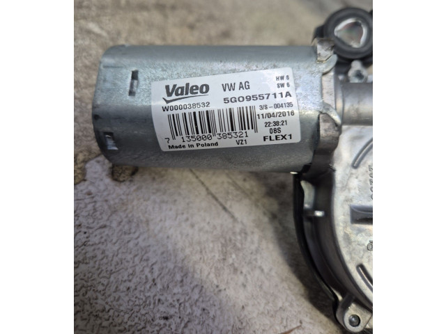Моторчик заднего дворника 5G0955711D    Volkswagen Golf VII