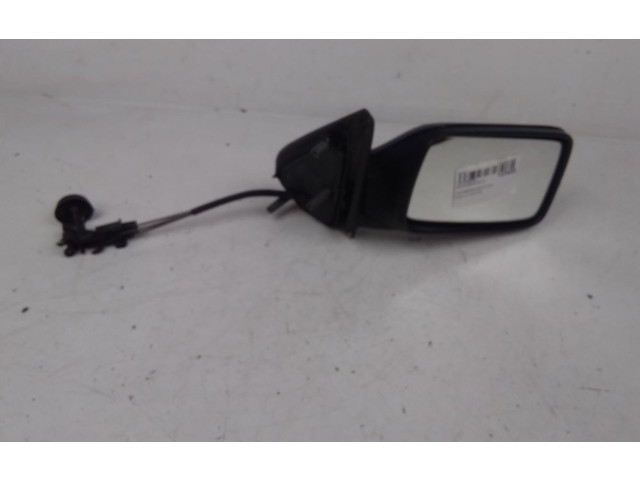 Зеркало (механическое)       Volkswagen Golf III  1992 - 1997 года   