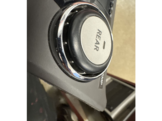 Vstřikovač 8401060A50E0, 1465707513 Toyota Land Cruiser (J100)