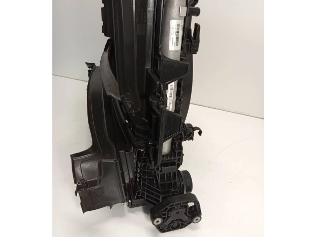 Интеркулер 31657360, 32224829 Volvo XC60