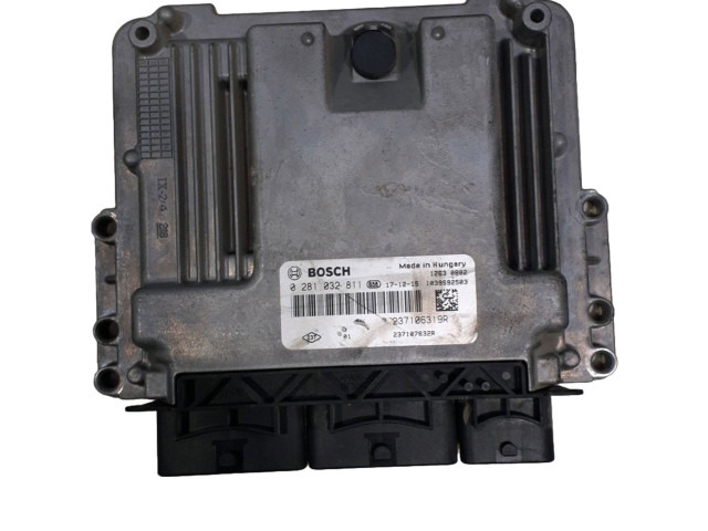 Блок управления двигателя 985106332R Dacia Logan II