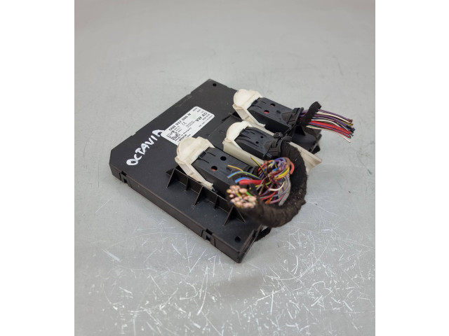 Блок комфорта 5q0937086n Skoda Octavia Mk3 (5E)